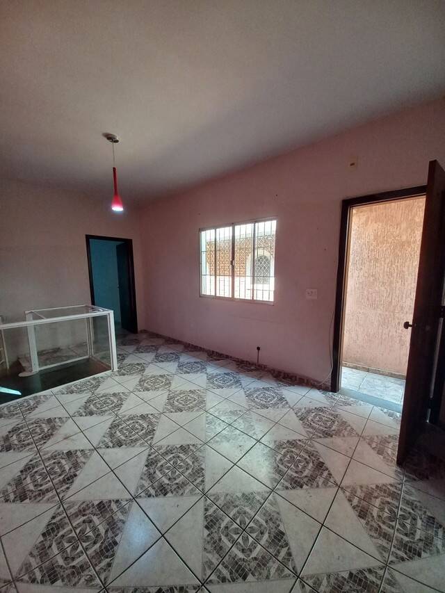 Casa à venda com 4 quartos, 214m² - Foto 6