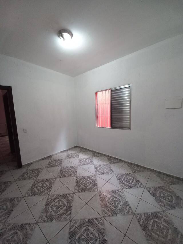 Casa à venda com 4 quartos, 214m² - Foto 11