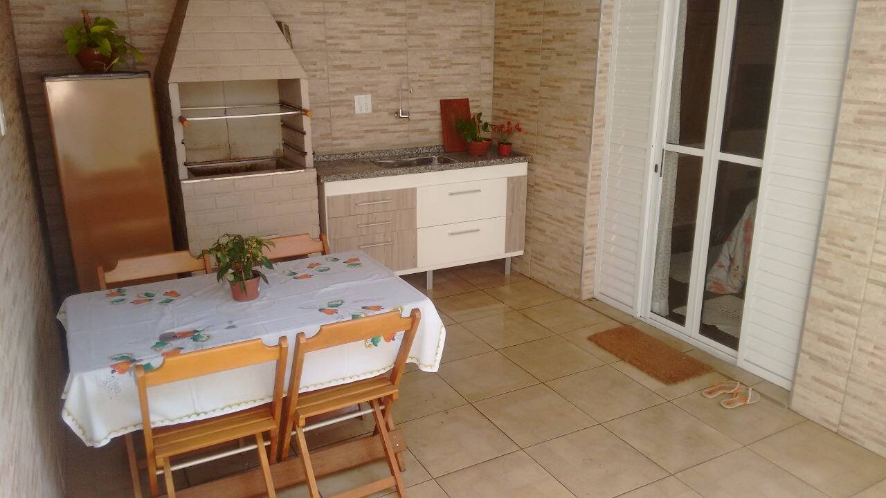 Casa à venda com 2 quartos, 170m² - Foto 15