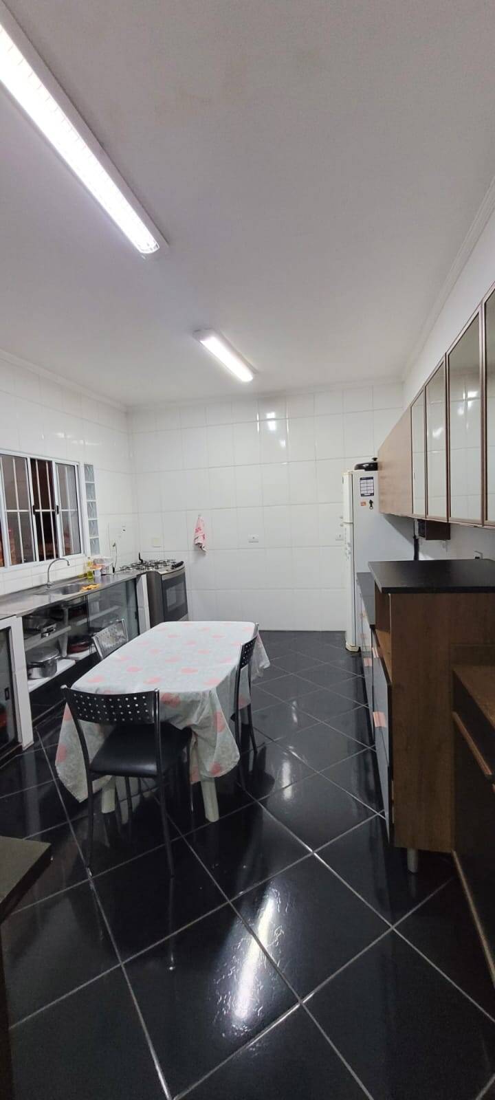 Casa à venda com 3 quartos, 125m² - Foto 4