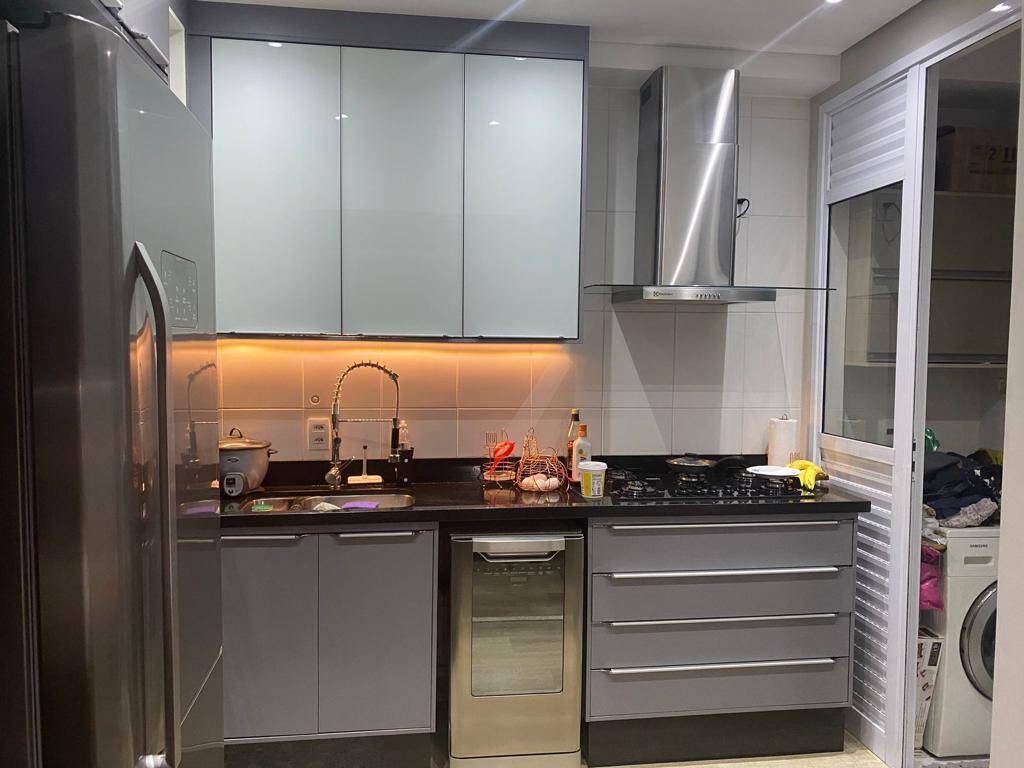 Apartamento à venda com 2 quartos, 72m² - Foto 1