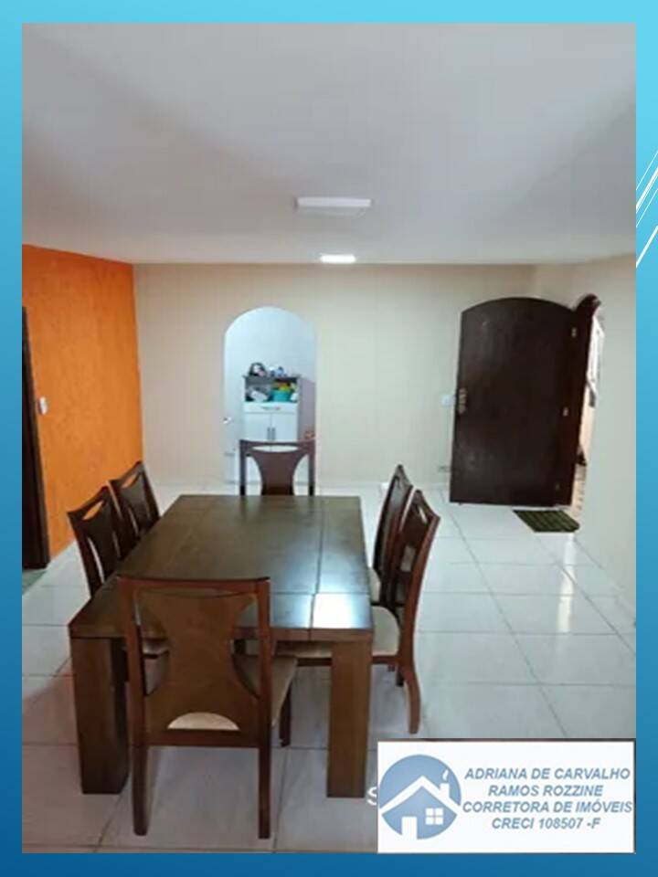 Casa à venda com 5 quartos, 305m² - Foto 1