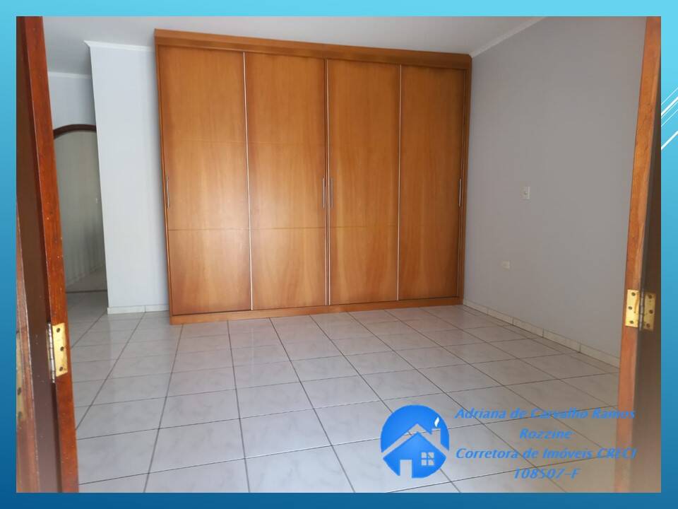 Casa à venda com 3 quartos, 230m² - Foto 13