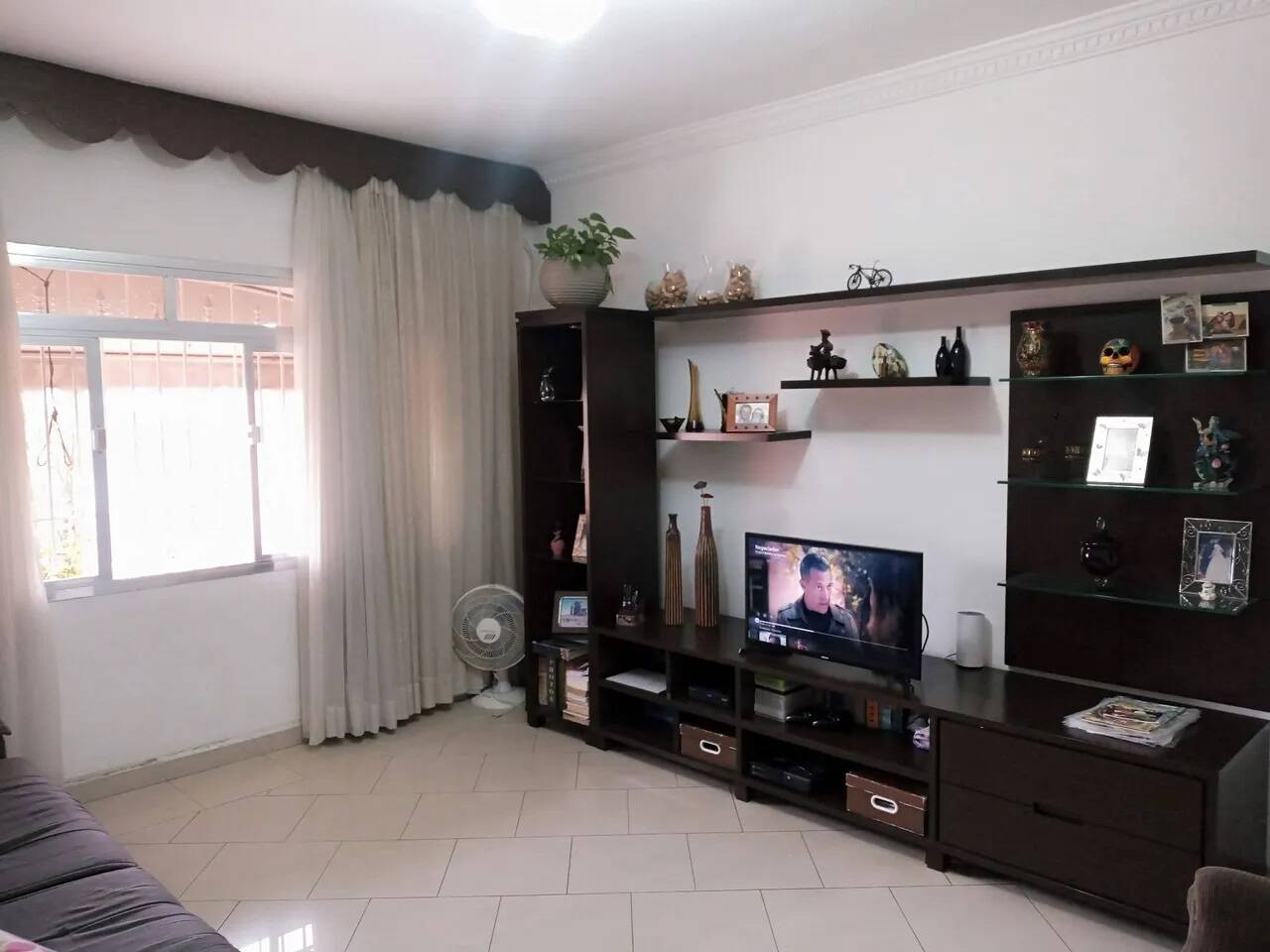 Casa à venda com 3 quartos, 231m² - Foto 5