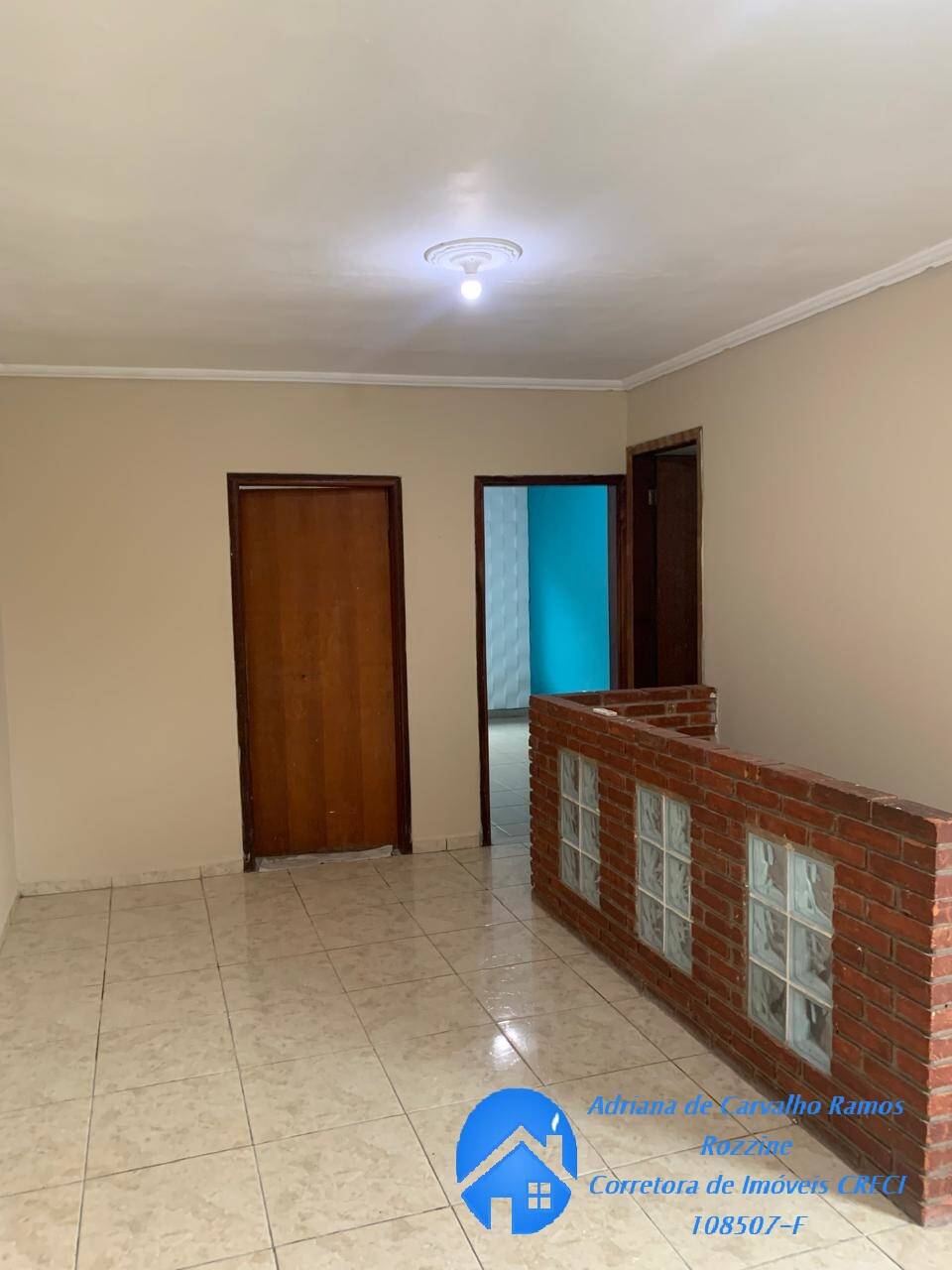 Casa à venda com 3 quartos, 125m² - Foto 1