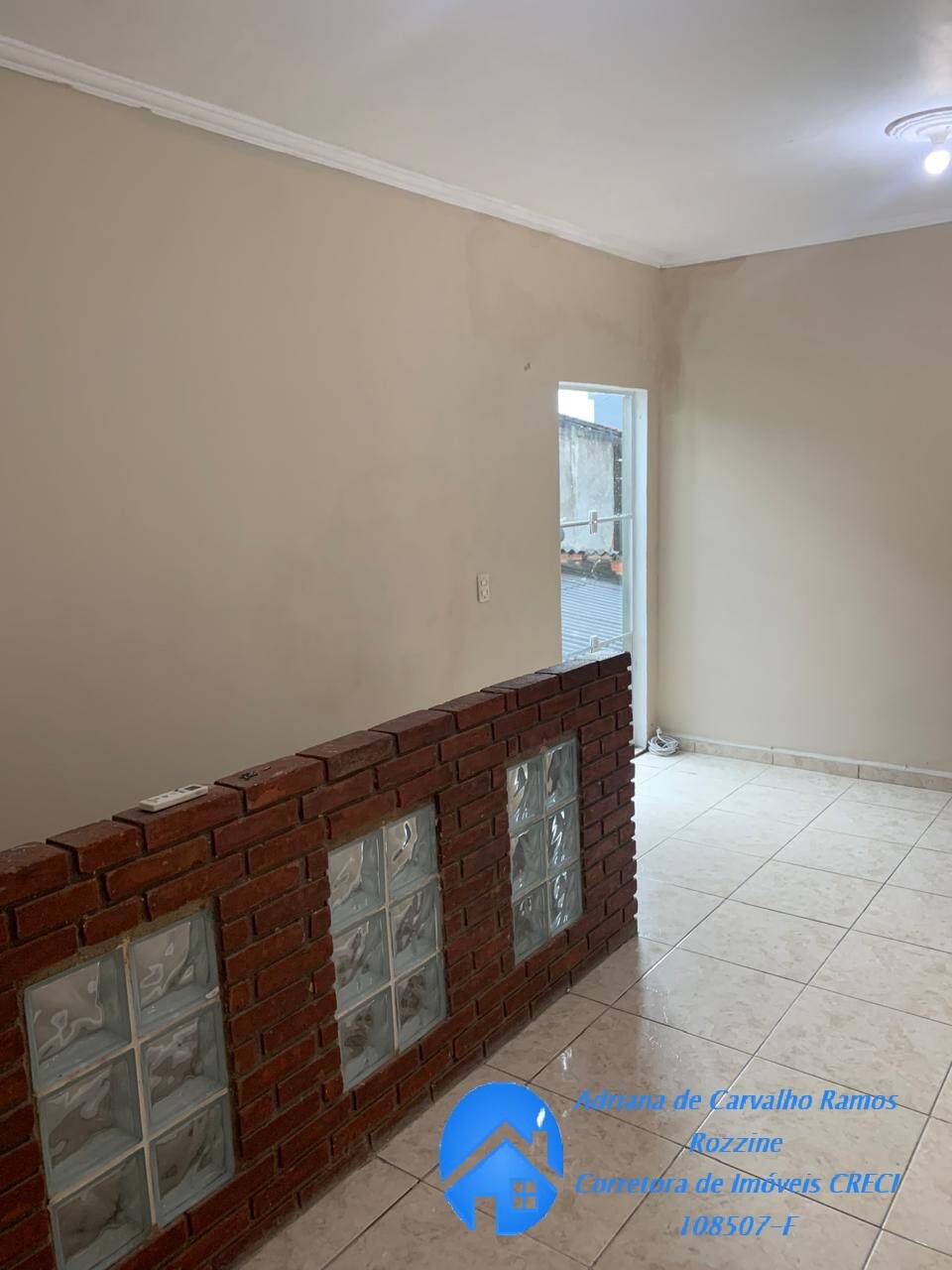 Casa à venda com 3 quartos, 125m² - Foto 2