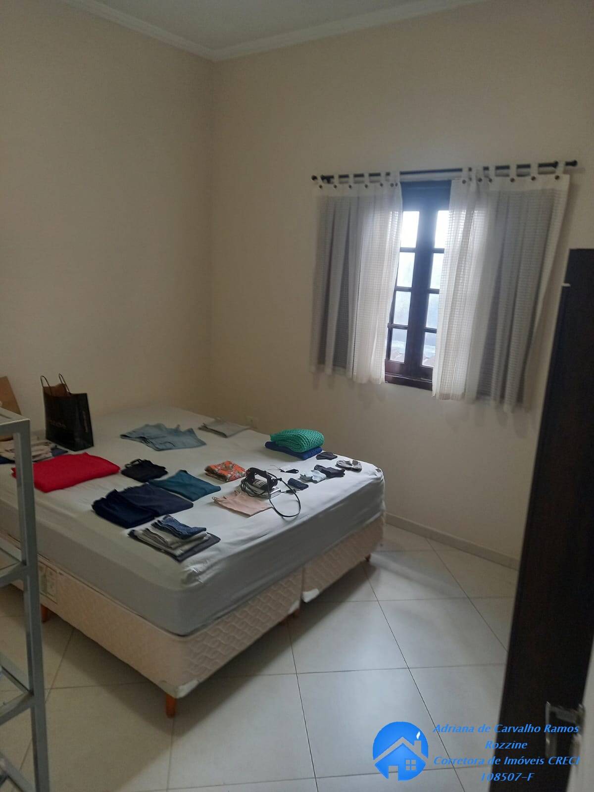 Casa à venda com 3 quartos, 230m² - Foto 8