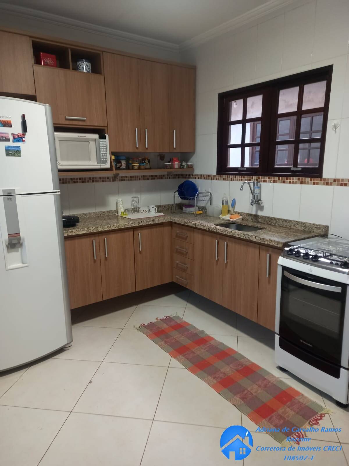 Casa à venda com 3 quartos, 230m² - Foto 5