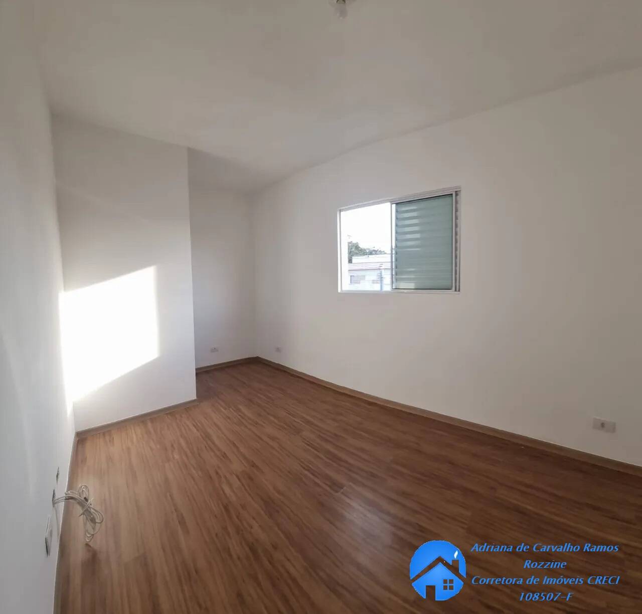 Casa à venda com 2 quartos, 78m² - Foto 9