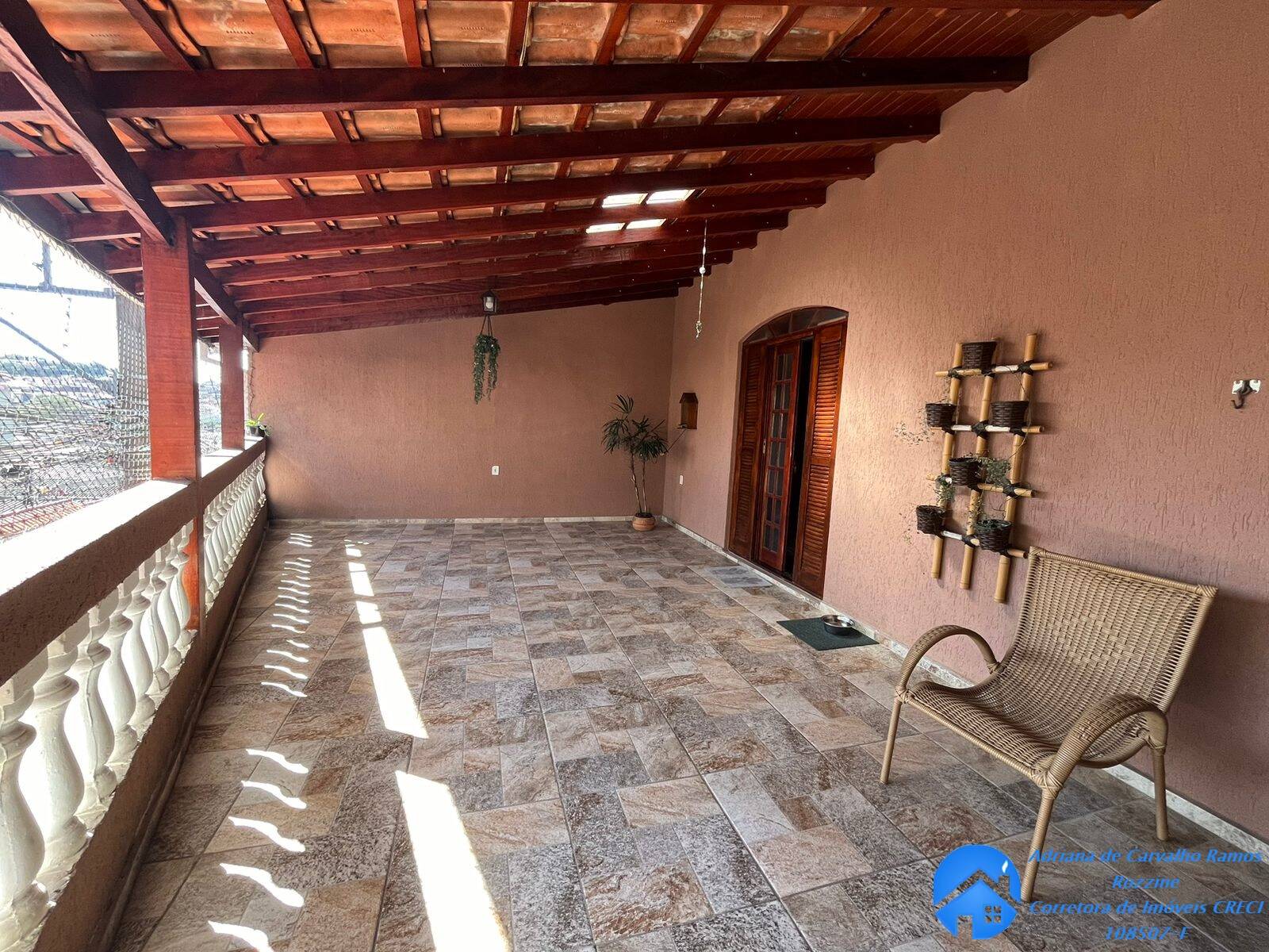 Casa à venda com 3 quartos, 214m² - Foto 17