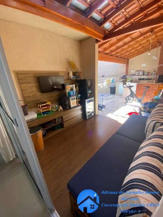 Casa à venda com 3 quartos, 84m² - Foto 13