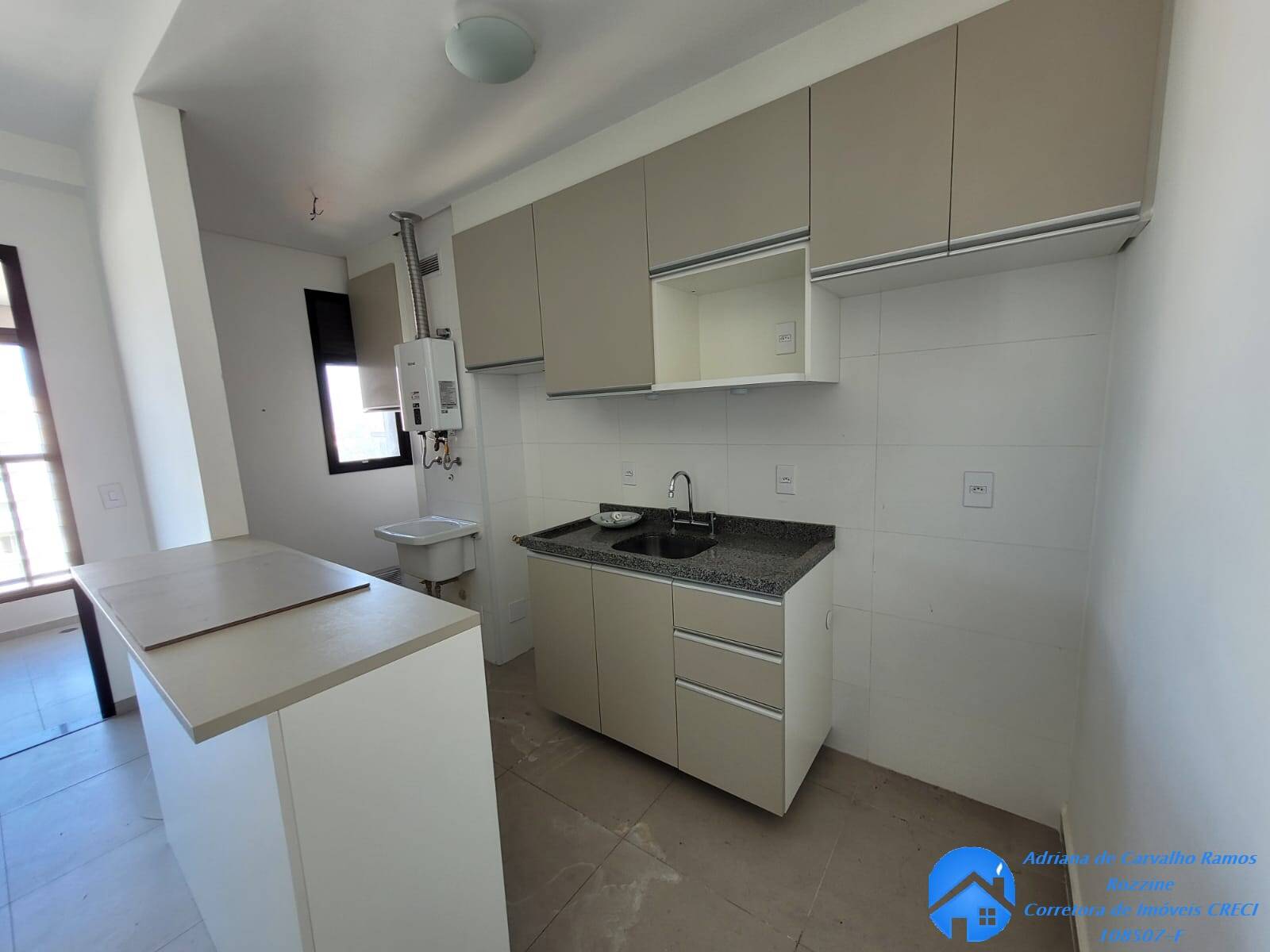 Apartamento à venda com 2 quartos, 56m² - Foto 2