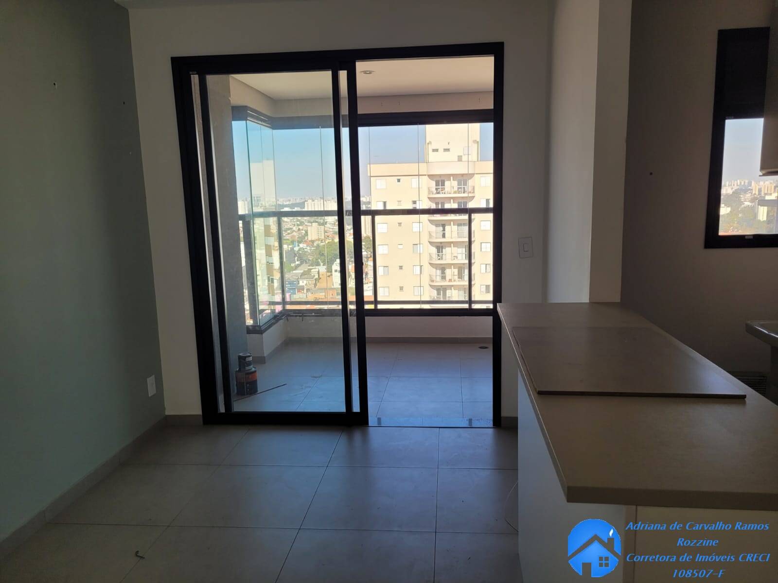 Apartamento à venda com 2 quartos, 56m² - Foto 4