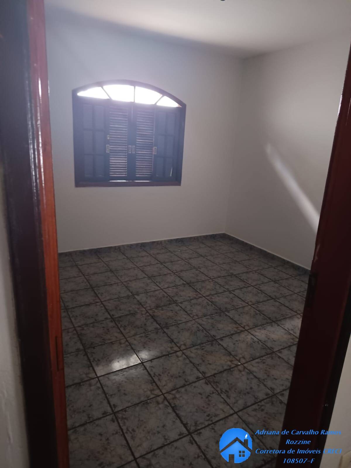 Casa para alugar com 3 quartos, 80m² - Foto 9