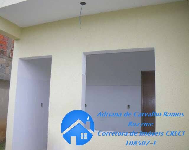 Casa à venda com 3 quartos, 188m² - Foto 1