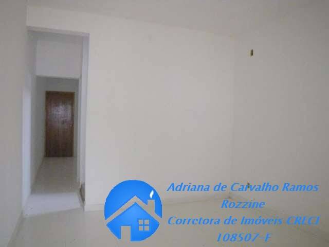 Casa à venda com 3 quartos, 188m² - Foto 11