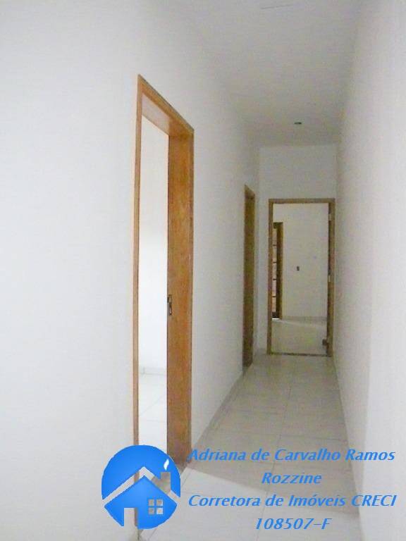 Casa à venda com 3 quartos, 188m² - Foto 8