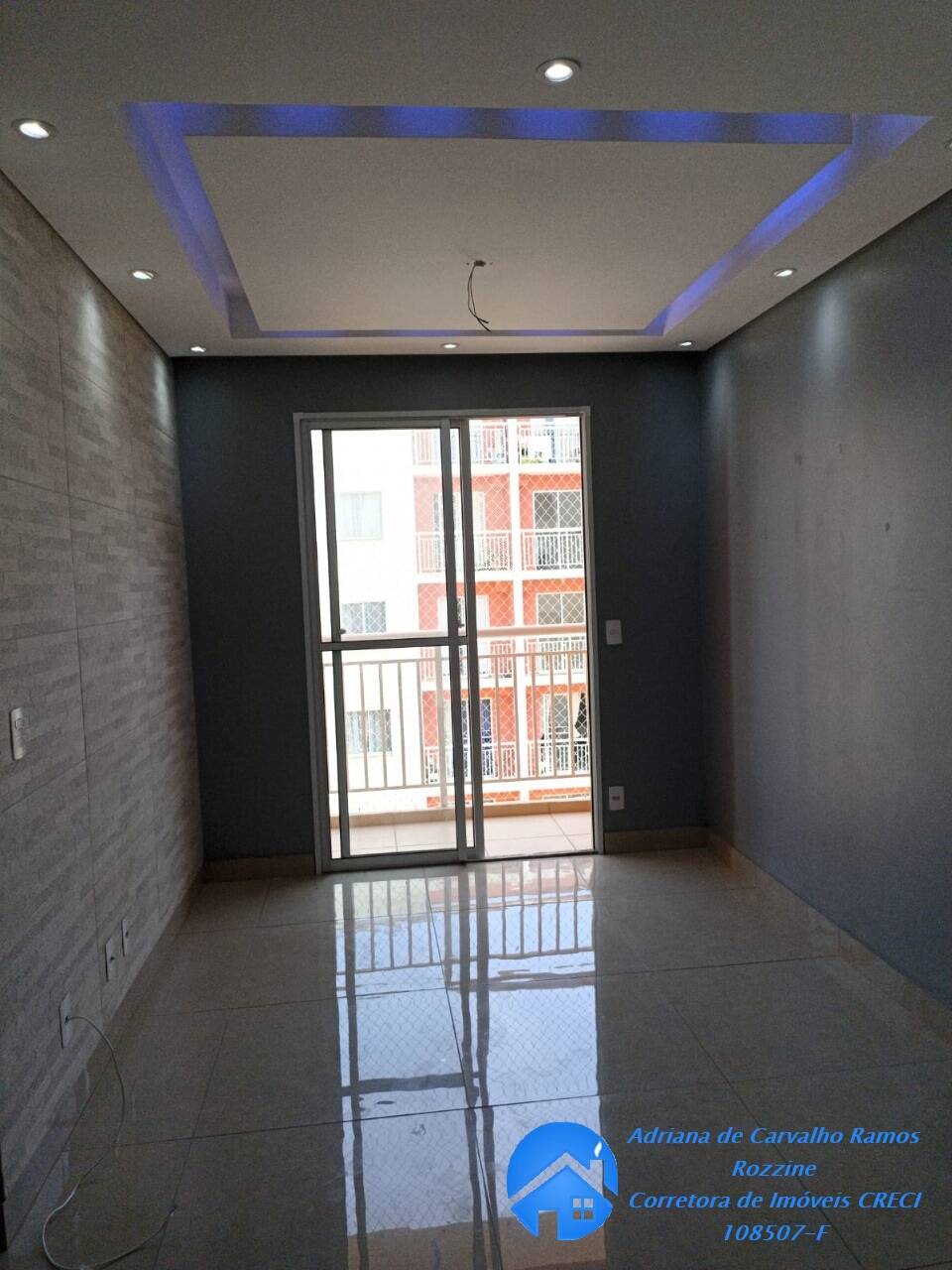 Apartamento à venda com 2 quartos, 48m² - Foto 2