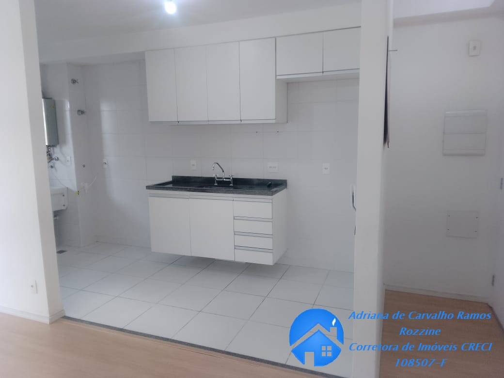 Apartamento à venda com 2 quartos, 60m² - Foto 2