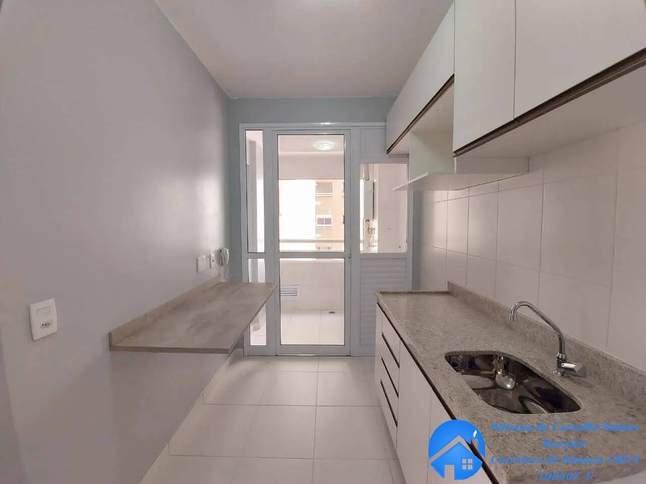 Apartamento à venda com 3 quartos, 71m² - Foto 1