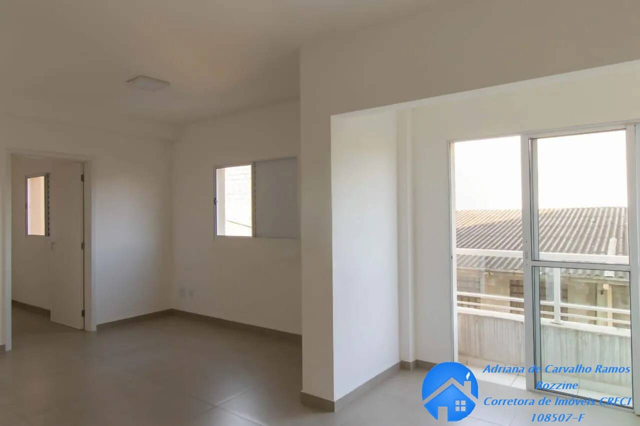 Apartamento à venda com 2 quartos, 58m² - Foto 4