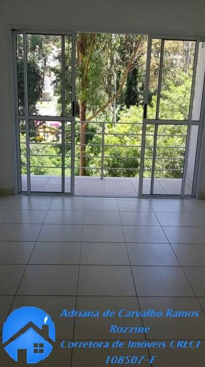 Apartamento à venda com 3 quartos, 70m² - Foto 2