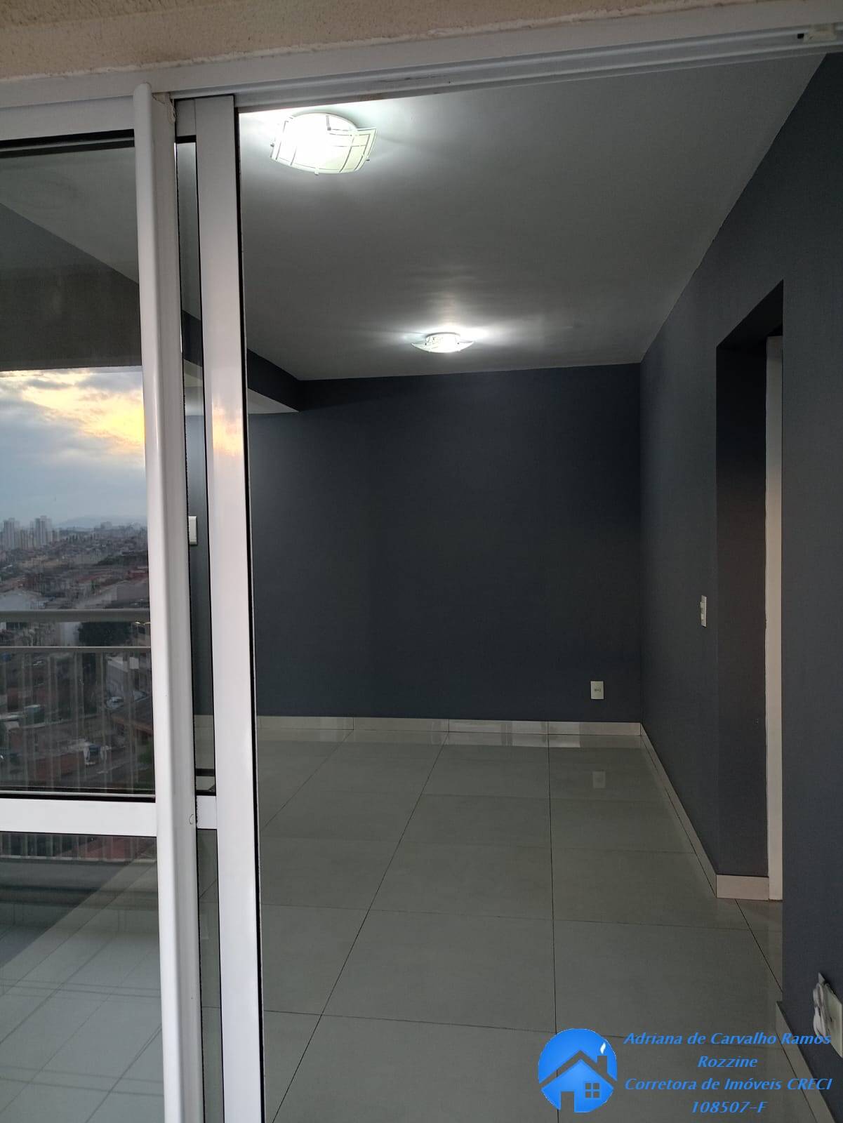 Apartamento à venda com 2 quartos, 50m² - Foto 4