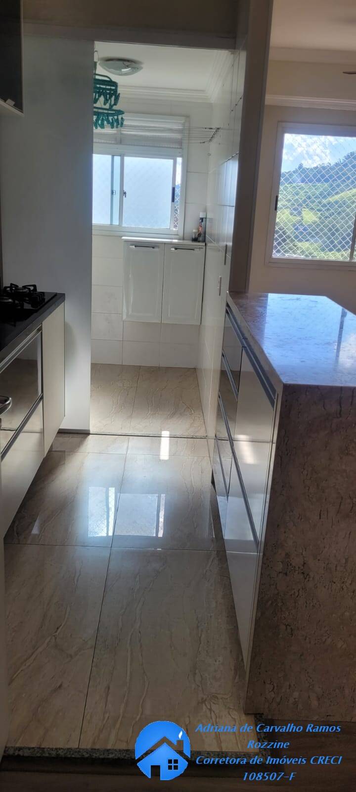 Apartamento à venda com 1 quarto, 51m² - Foto 2