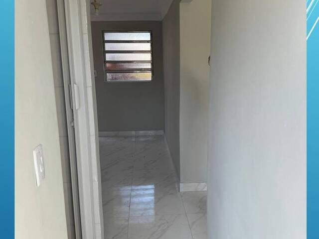 Apartamento para Venda em Carapicuíba - 4