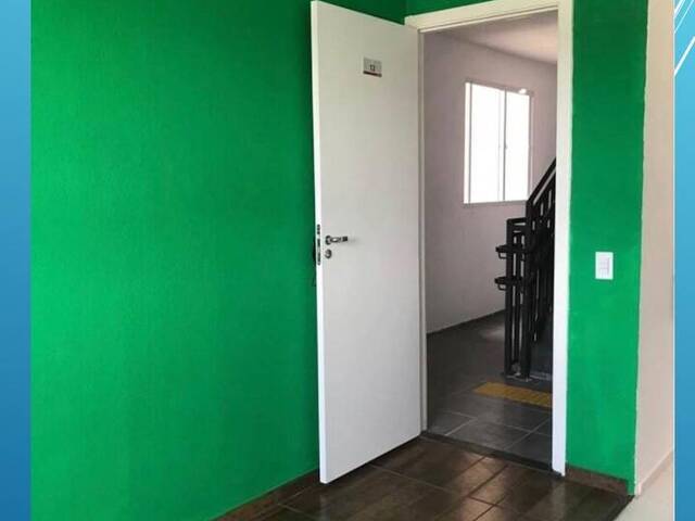 Apartamento para Venda em Cotia - 3